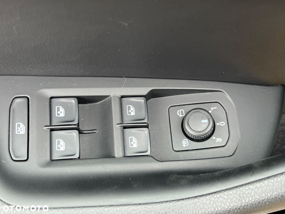 Volkswagen Arteon 2.0 TSI DSG R-Line - 24