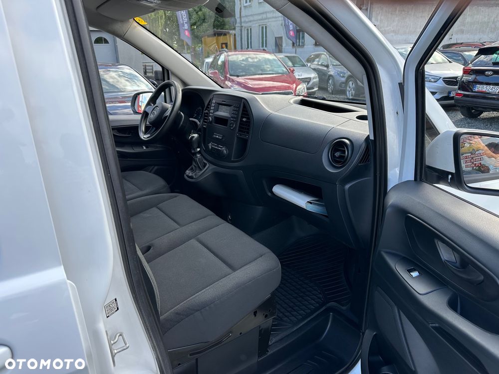 Mercedes-Benz VITO - 25