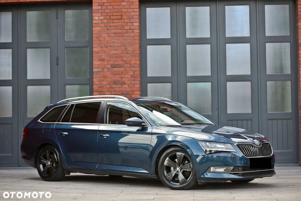 Skoda Superb 2.0 TDI 4x4 DSG Style - 4