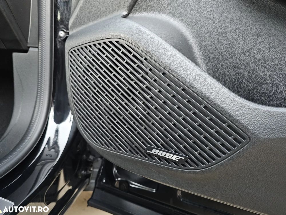 Renault Arkana E-TECH Hybrid RS Line - 37