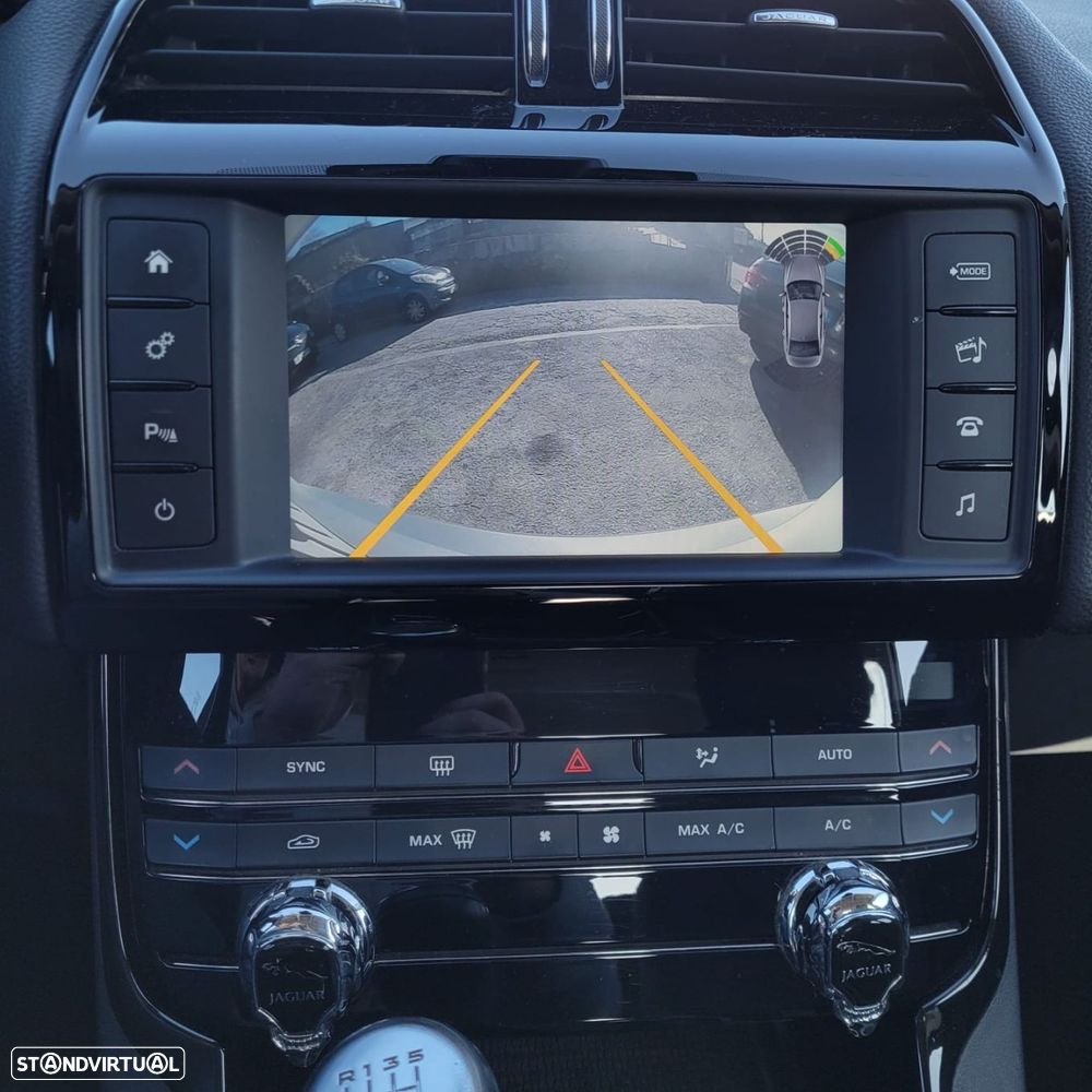 Jaguar XE 2.0 D Pure - 14