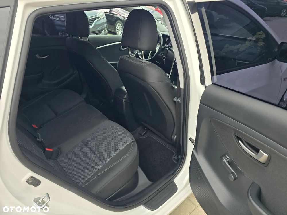 Hyundai i30 - 10