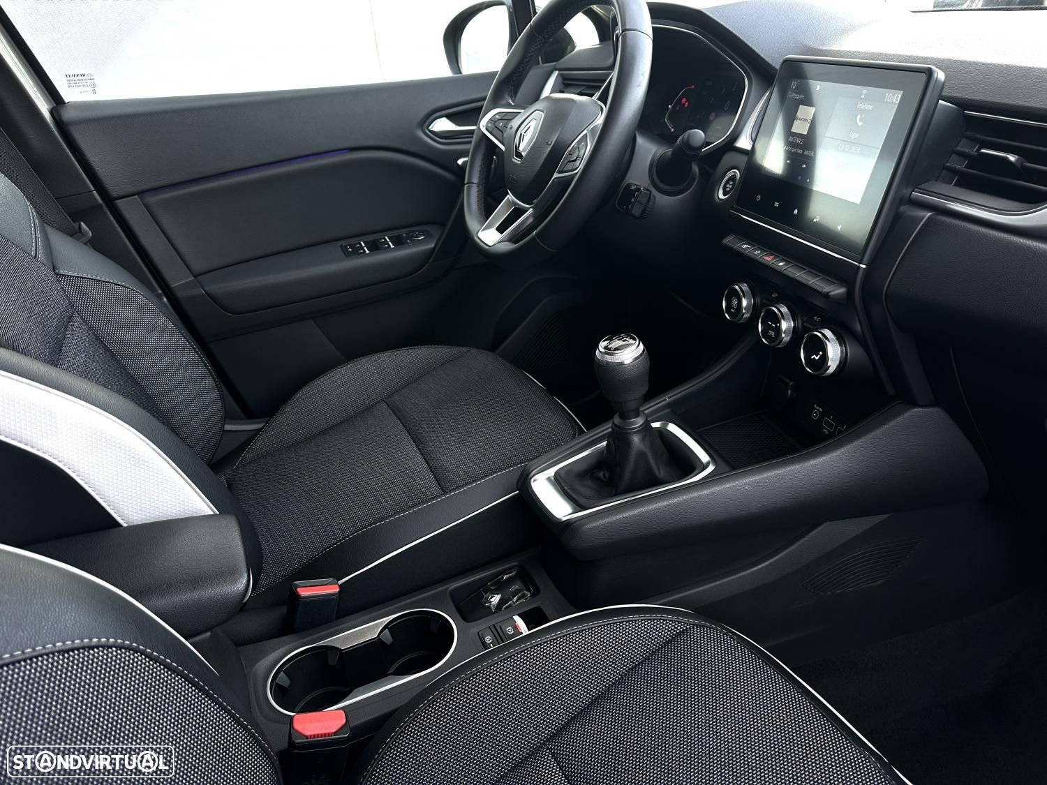 Renault Captur 1.0 TCe Exclusive - 17