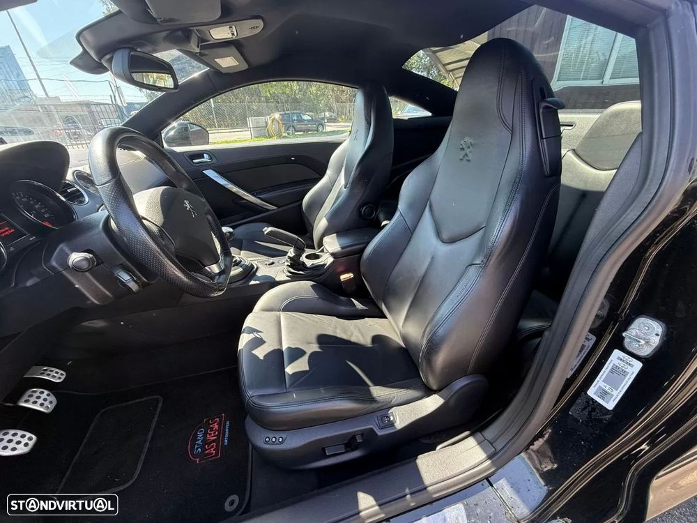 Peugeot RCZ 1.6 THP SE Black Yearling - 12