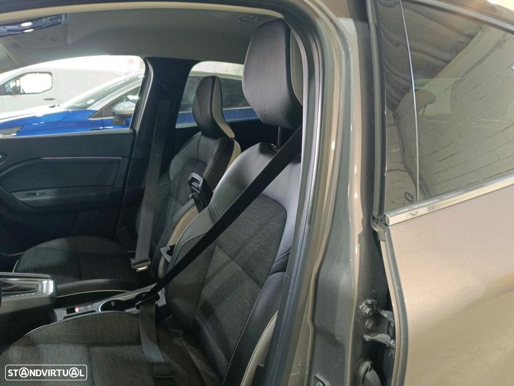 Renault Captur 1.6 E-Tech Plug-In Hybrid Techno - 5