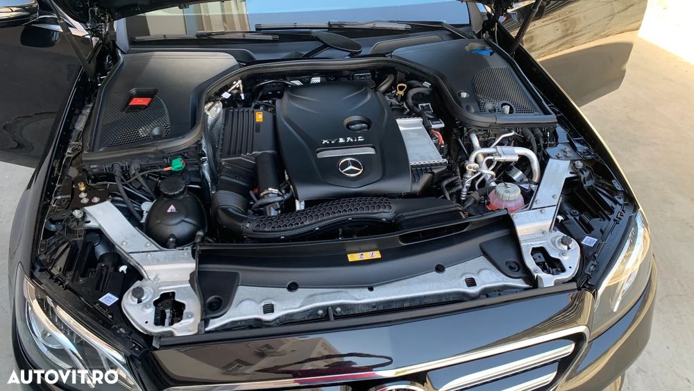 Mercedes-Benz E 300 Aut. - 21