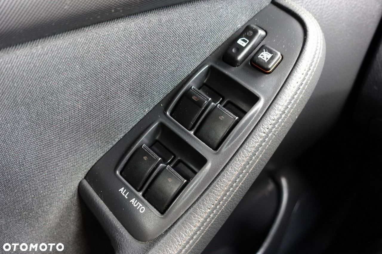 Toyota Avensis - 15