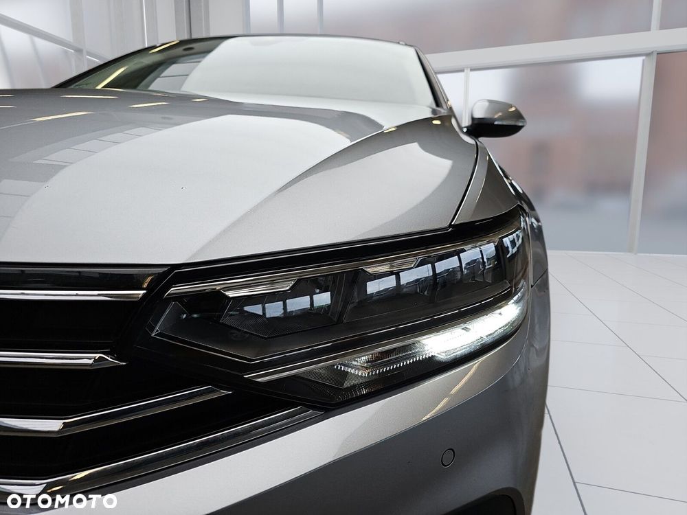 Volkswagen Passat 2.0 TDI EVO Business - 12