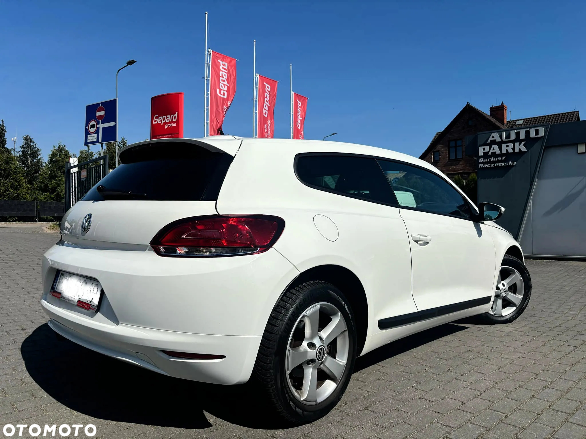 Volkswagen Scirocco 1.4 TSI BlueMotion Technology - 3