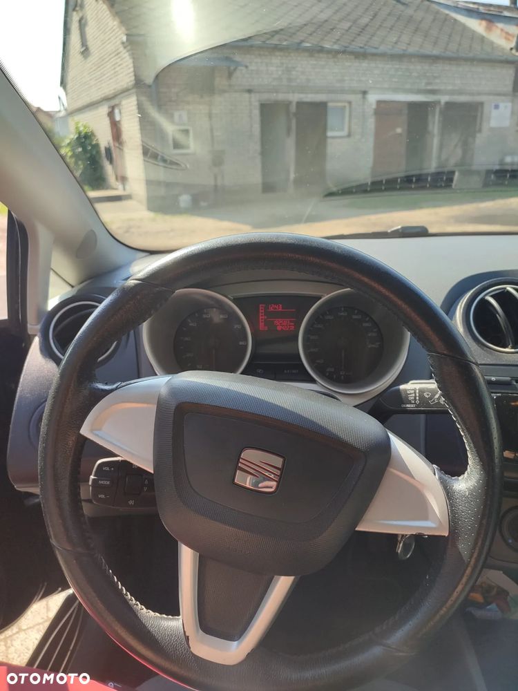 Seat Ibiza 1.6 16V Style - 4