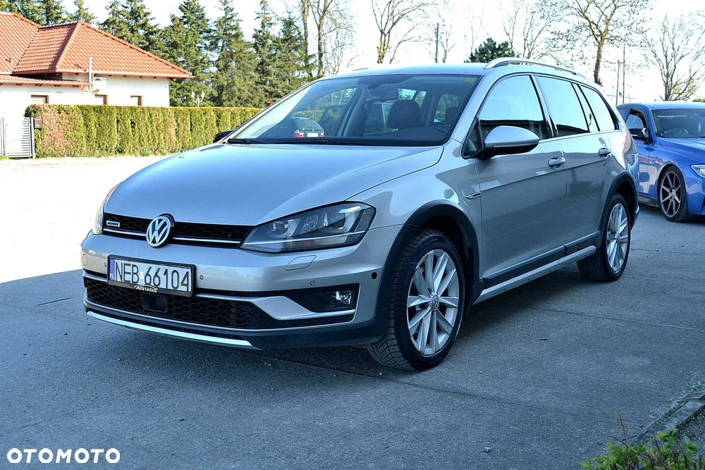 Volkswagen Golf Alltrack - 1