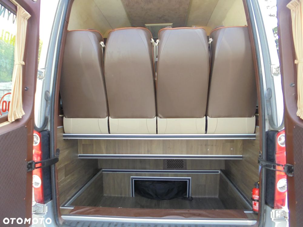 Volkswagen CRAFTER - 8