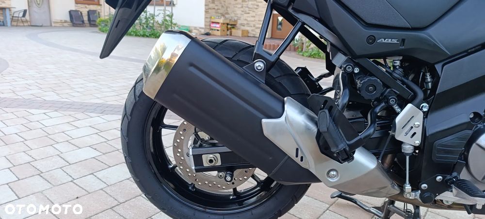 Suzuki V-STROM - 22