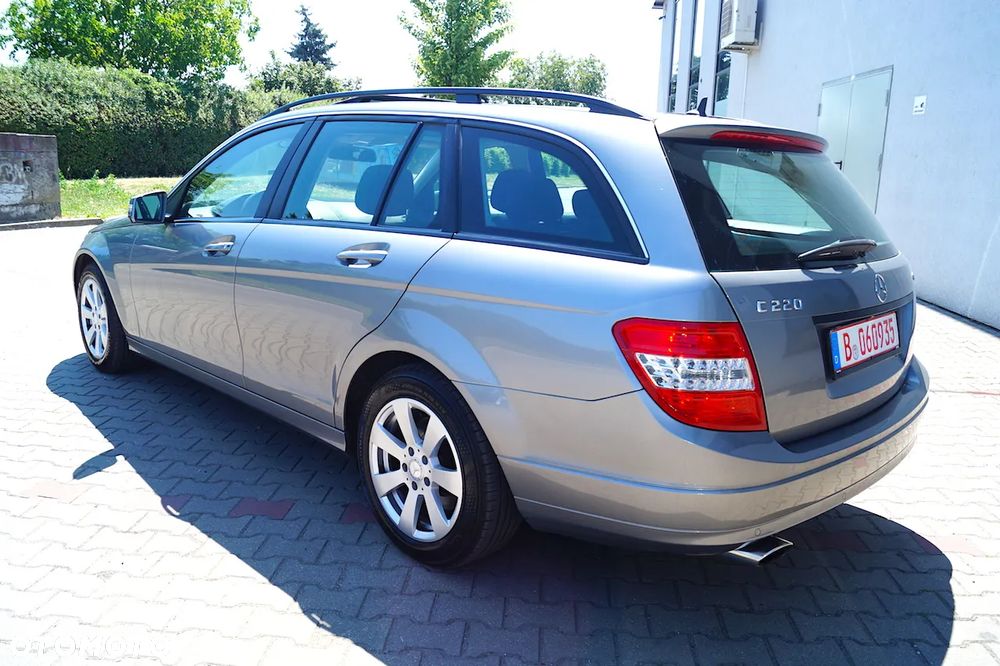 Mercedes-Benz Klasa C 220 CDI DPF Automatik Avantgarde - 18