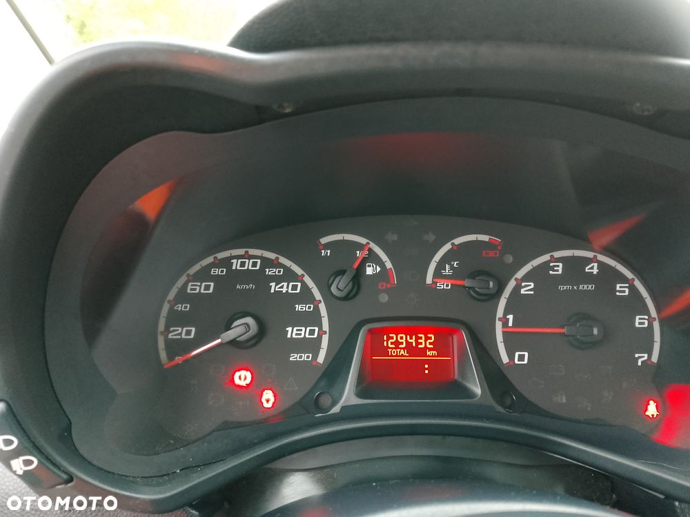 Ford KA - 10
