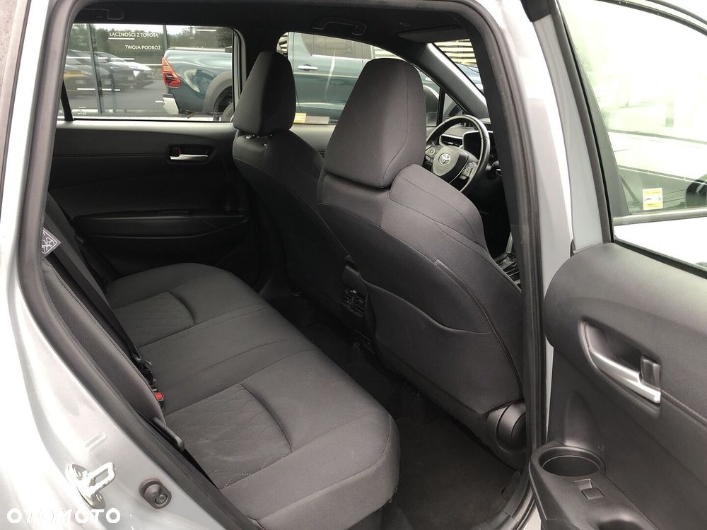 Toyota Corolla Cross - 18