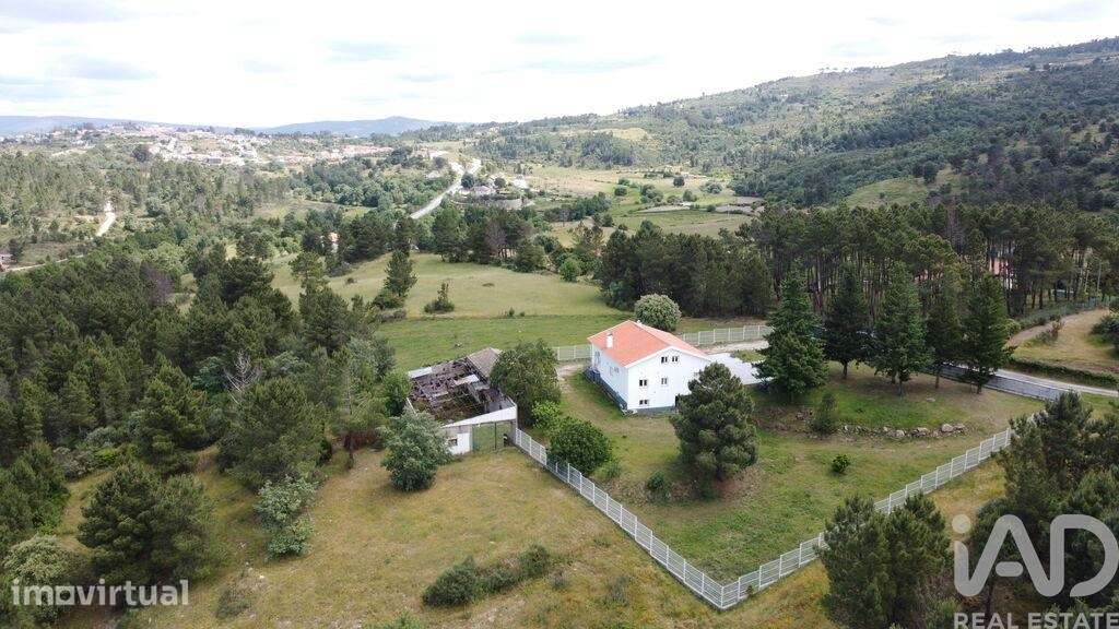 Moradia isolada T2 em Casas do Soeiro - Grande imagem: 3/37