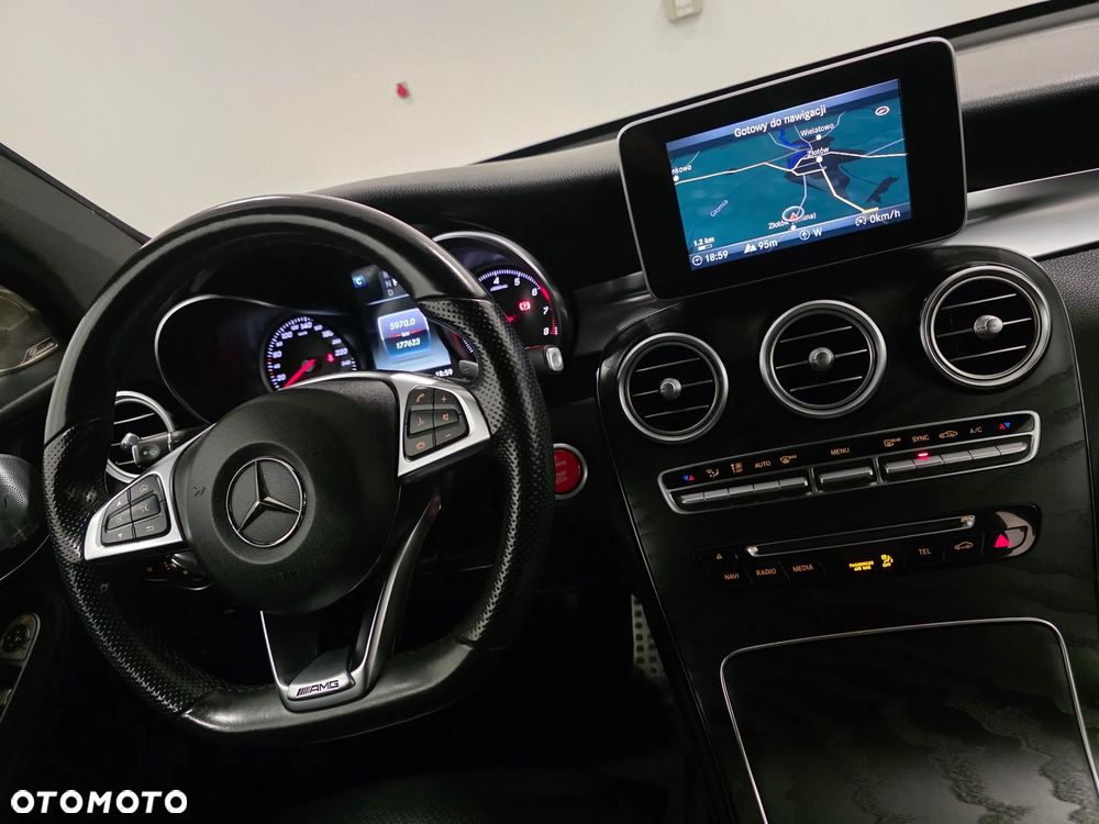 Mercedes-Benz GLC 250 4Matic 9G-TRONIC AMG Line - 8