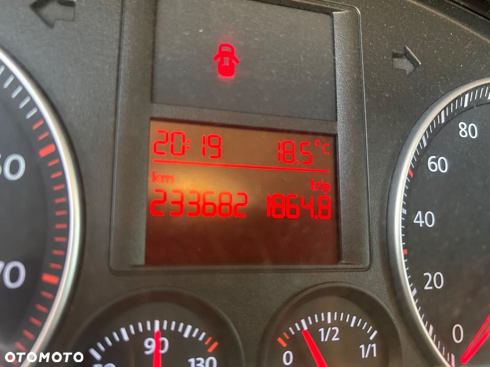 Volkswagen Golf 1.4 Comfortline - 10