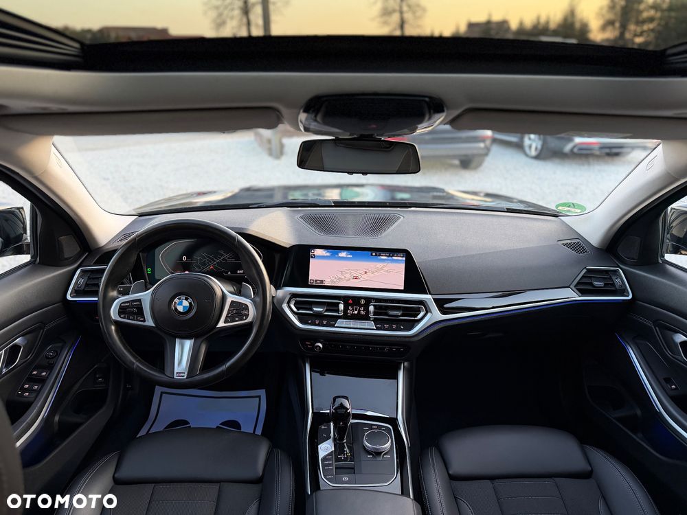 BMW Seria 3 320d M Sport - 19