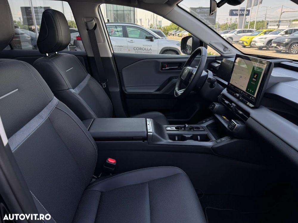 Toyota RAV4 - 12