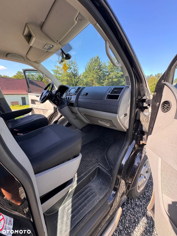 Volkswagen TRANSPORTER T5 - 16
