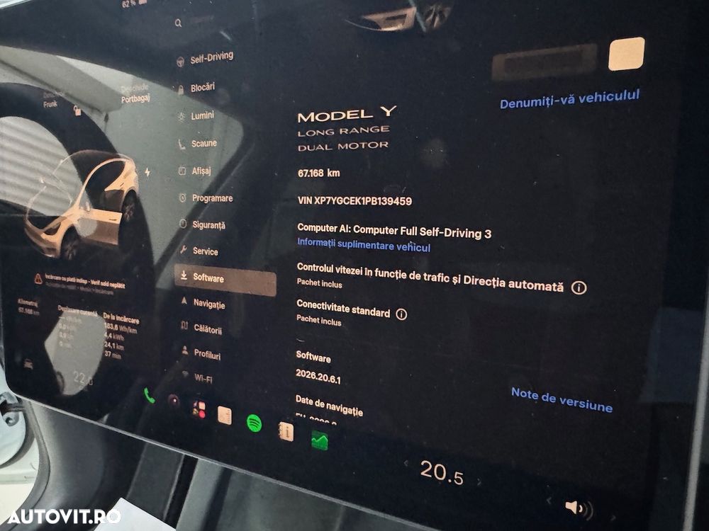 Tesla Model Y - 34