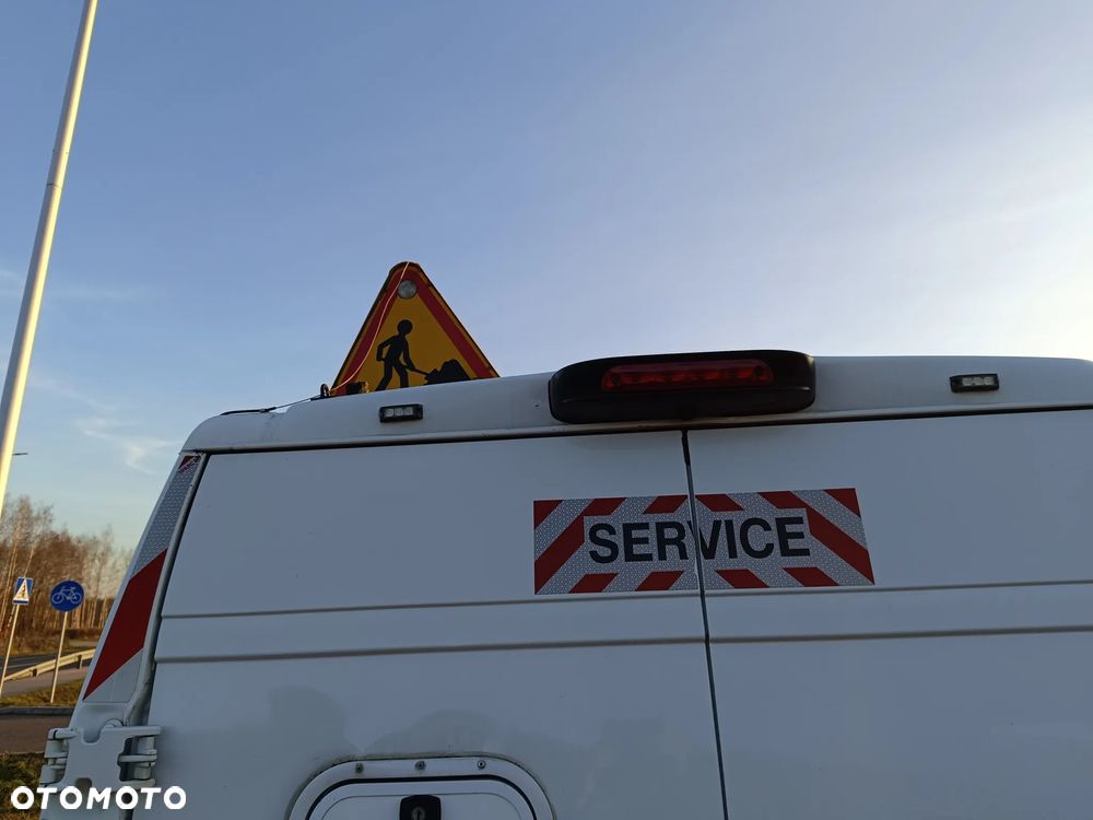 Peugeot boxer zabudowa serwis mobilny warsztat  webasto przetwornica led - 14