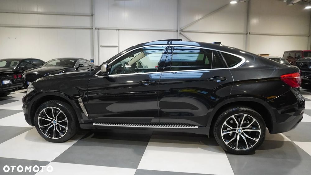 BMW X6 xDrive30d - 17