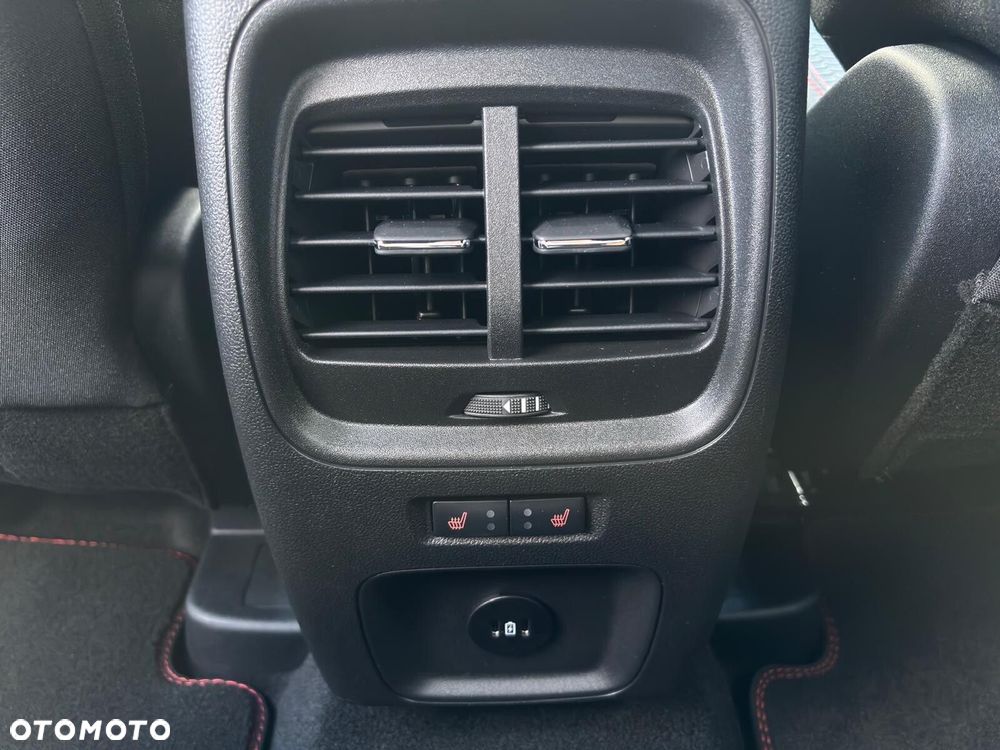 Ford Kuga - 35