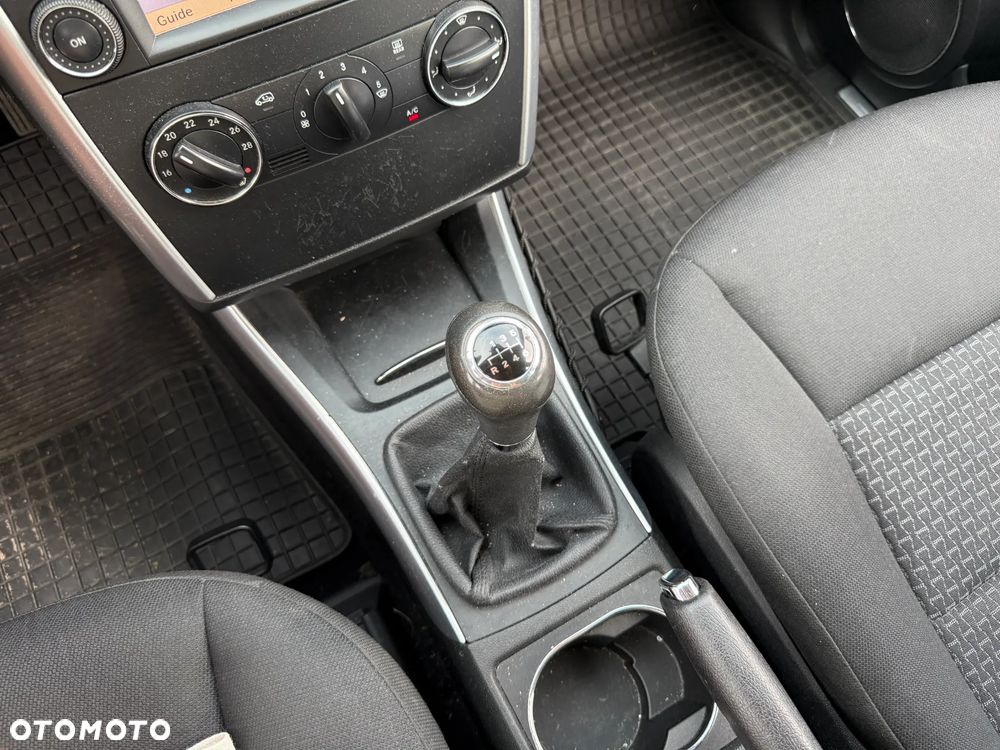 Mercedes-Benz Klasa B 180 CDI Special Edition - 16