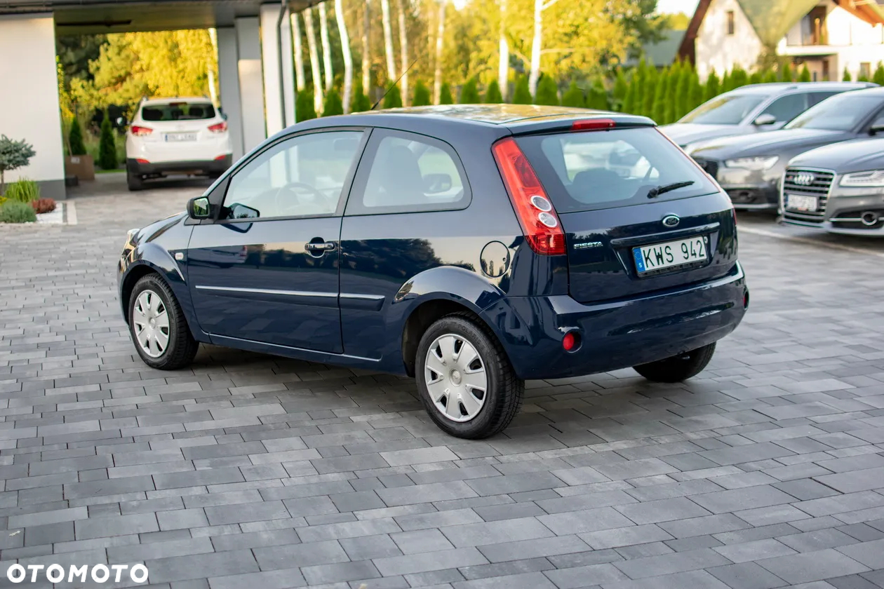 Ford Fiesta - 17