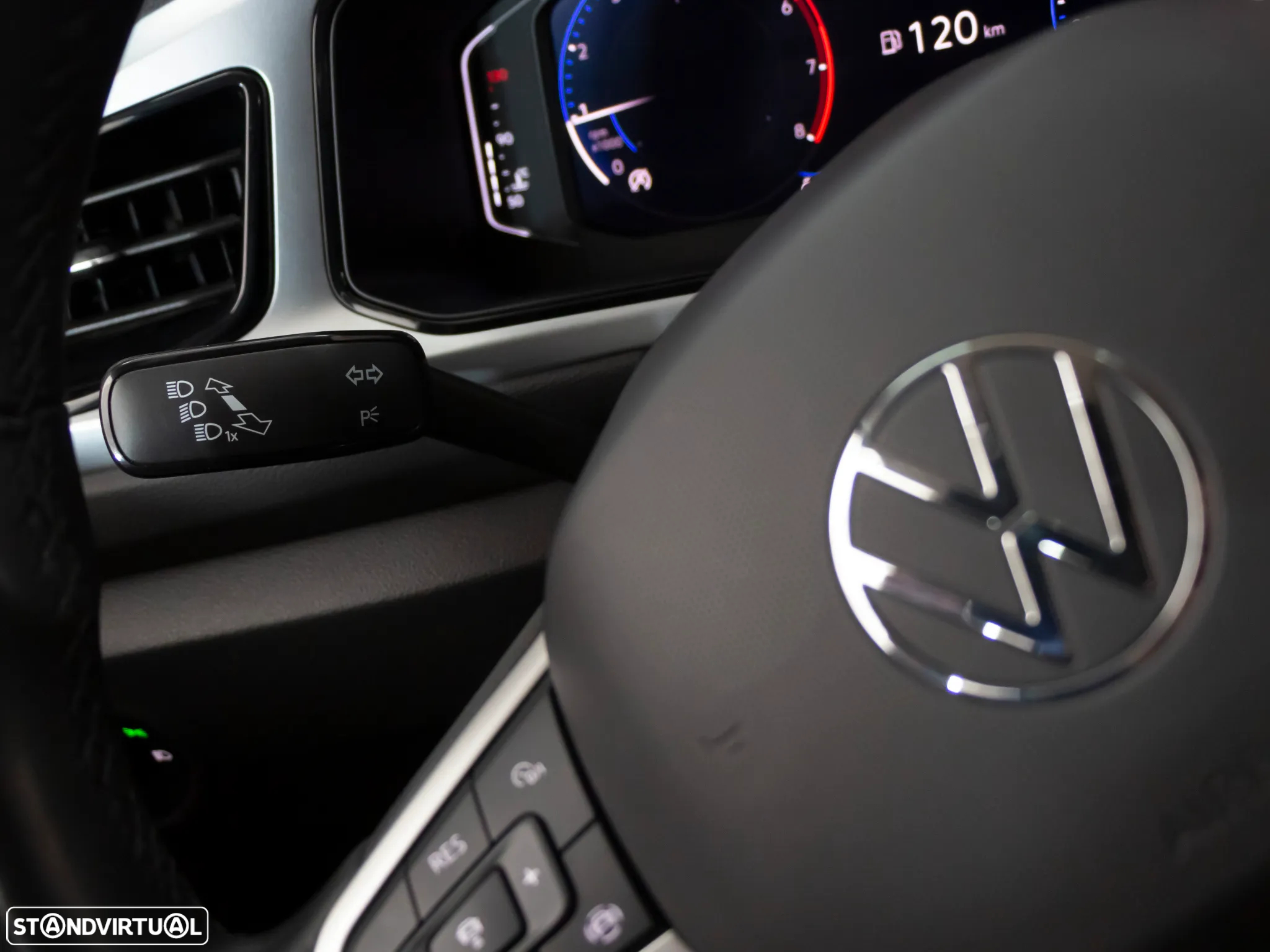 VW T-Roc 1.0 TSI Style - 23