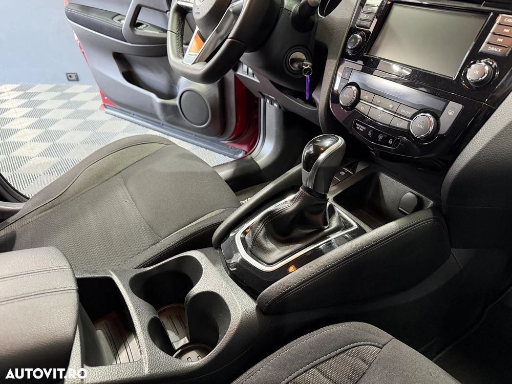 Nissan Qashqai 1.5 DCI DCT ACENTA - 10