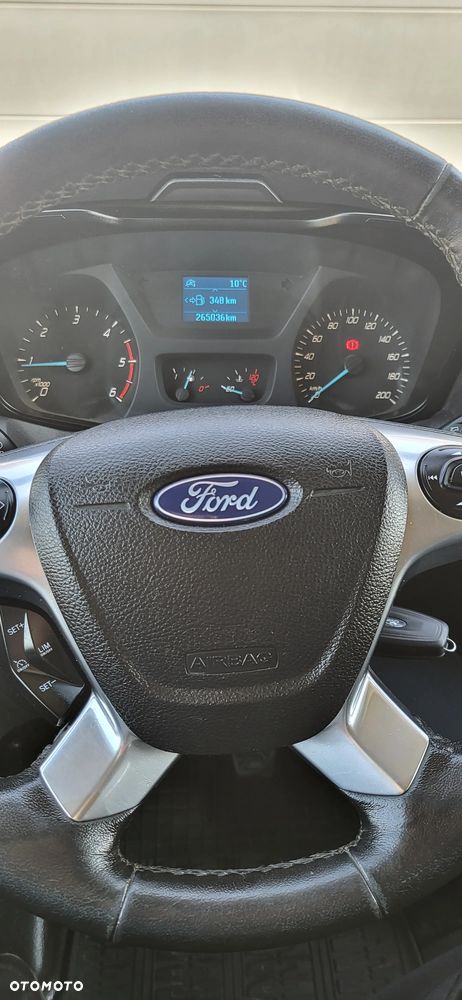 Ford Transit - 28