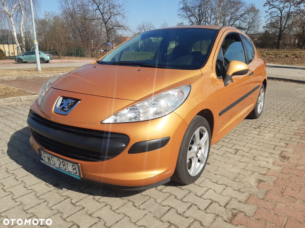 Peugeot 207 110 HDi FAP (Blue Lion) Tendance - 1