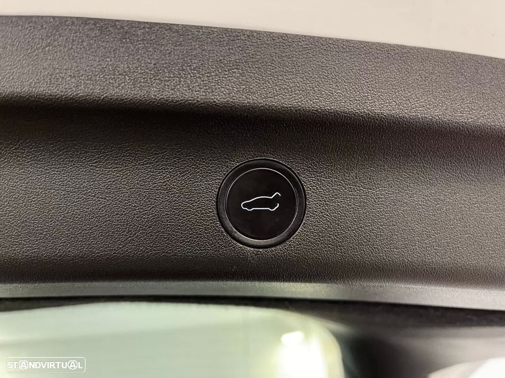 Tesla Model Y Long Range Tração Integral - 41