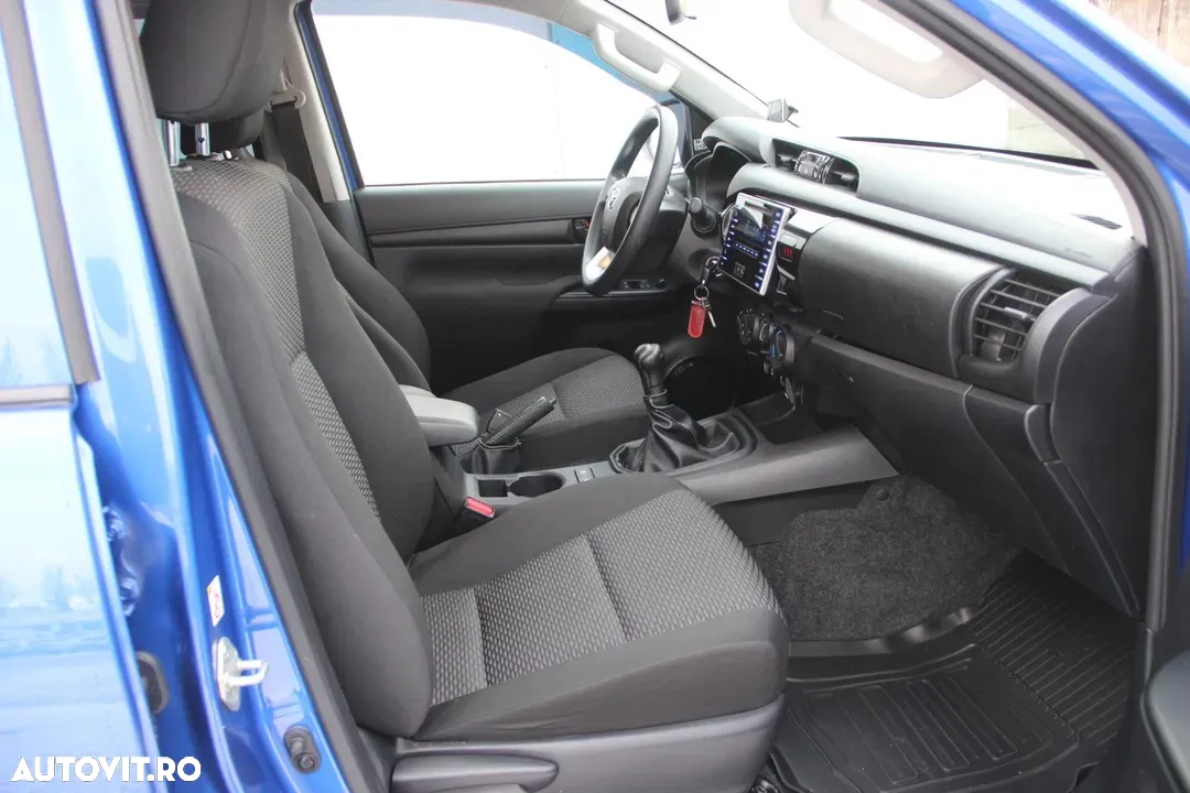 Toyota Hilux - 4