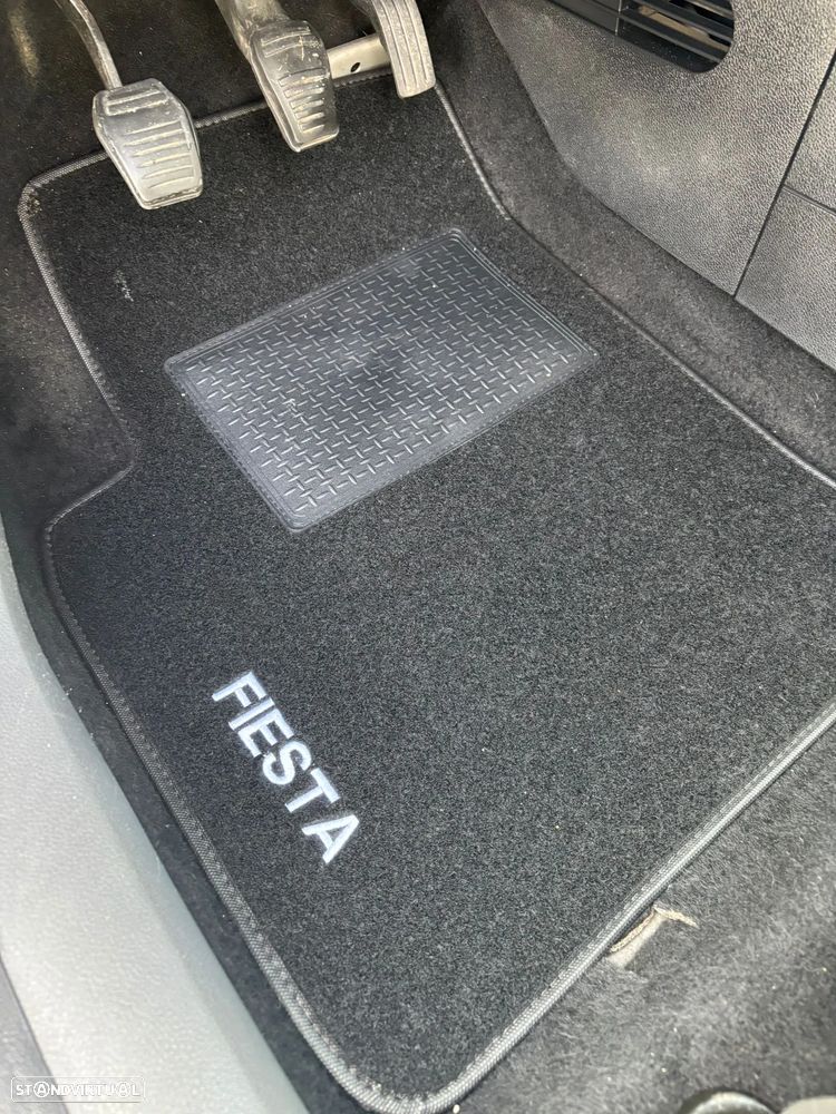 Ford Fiesta 1.25 Ambiente - 10
