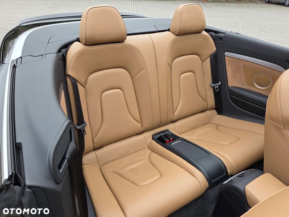 Audi A5 Cabrio - 28
