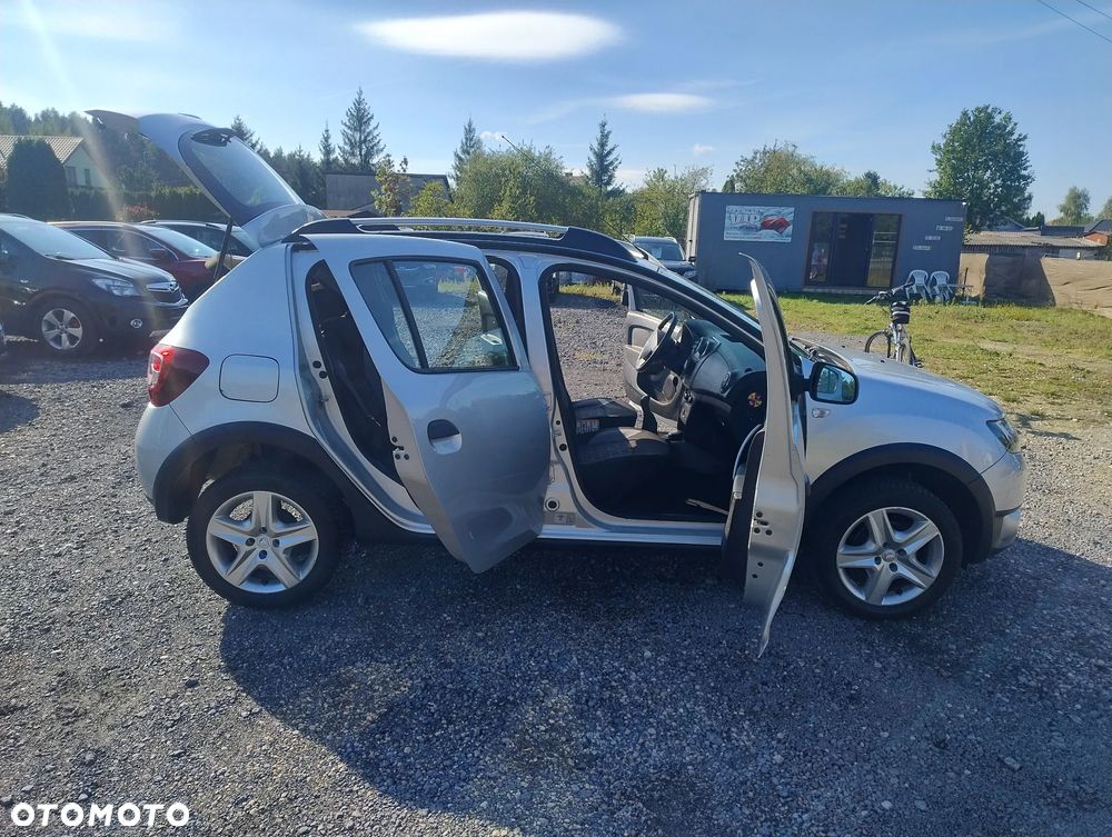 Dacia Sandero 0.9 TCe Laureate S&S - 11