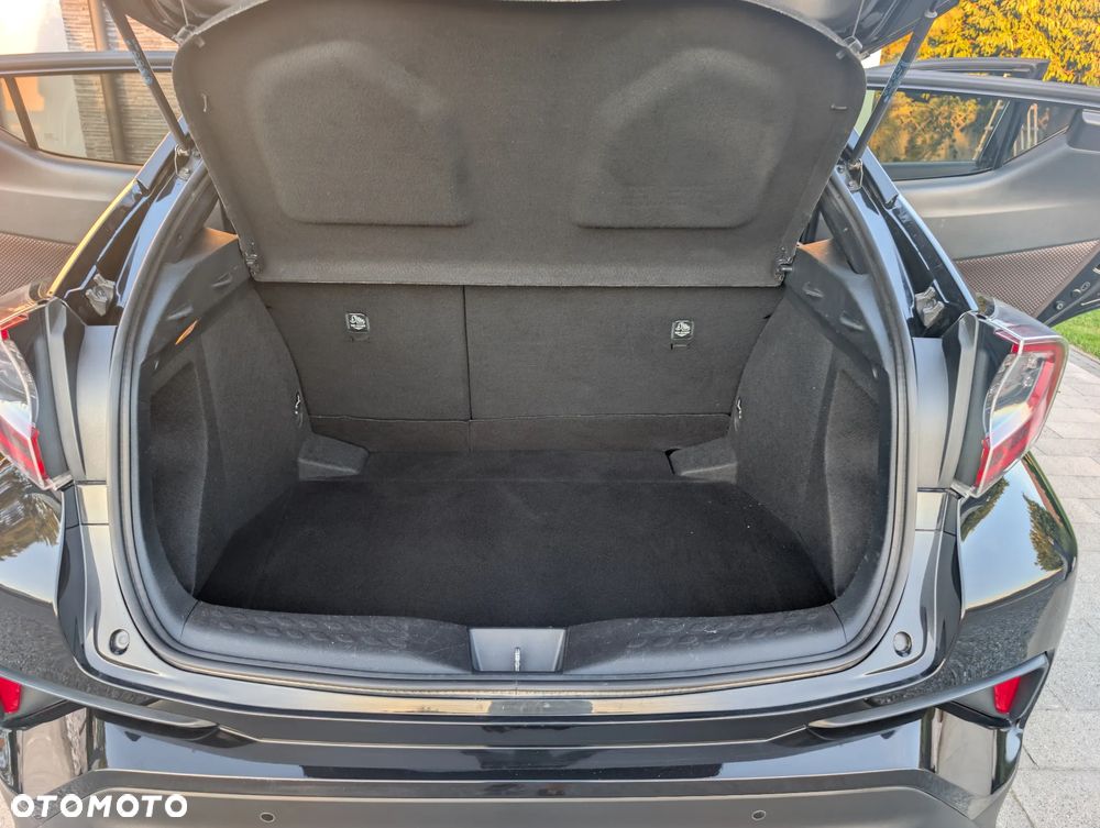 Toyota C-HR - 15