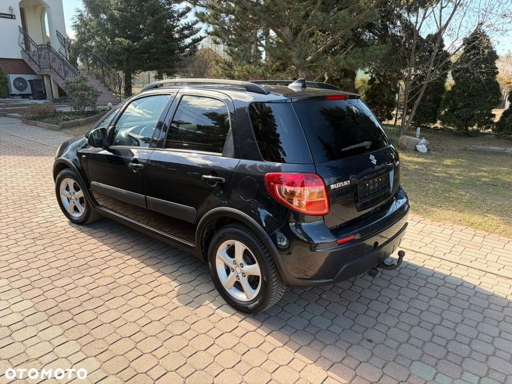 Suzuki SX4 1.6 GS / Premium - 17