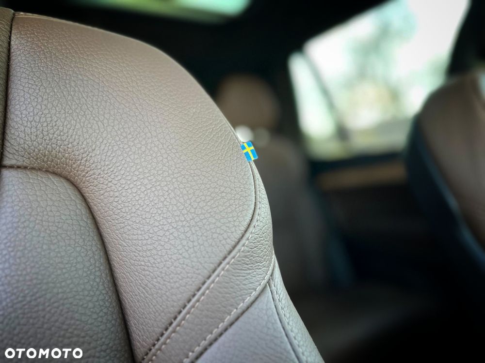 Volvo XC 90 - 13