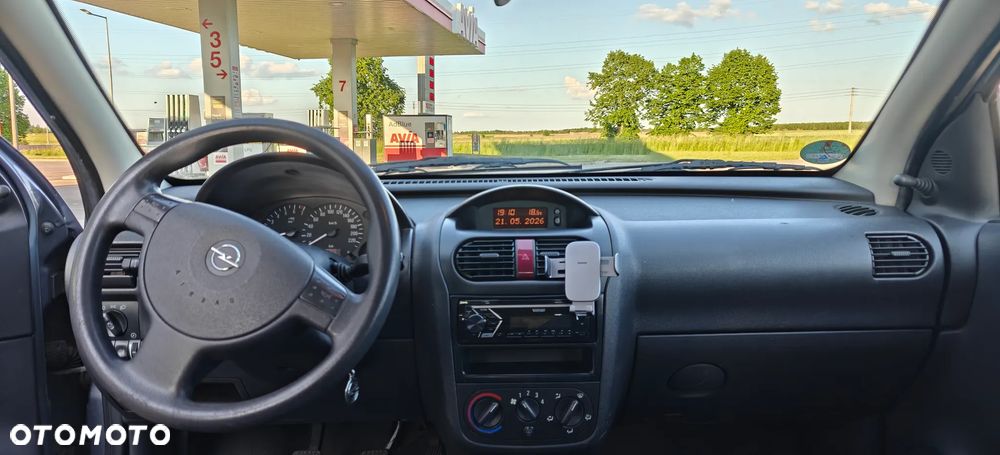 Opel Corsa 1.0 12V Cosmo - 6