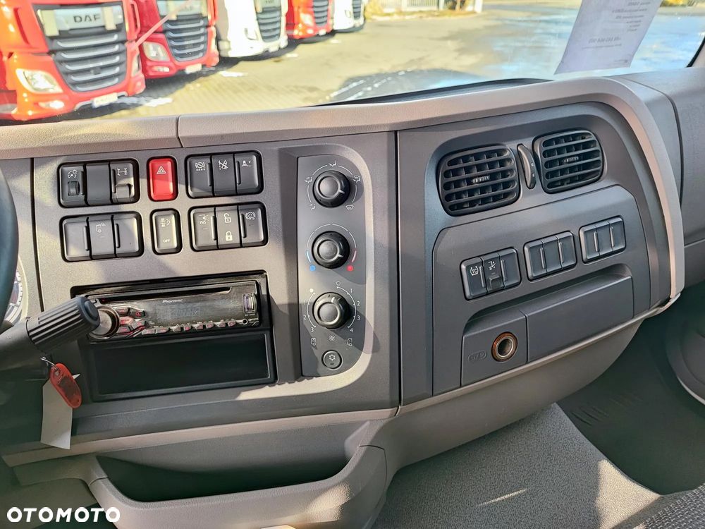 DAF LF 220 FA - 11