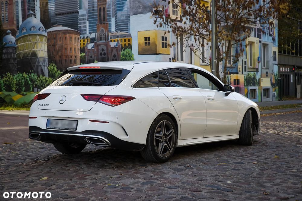 Mercedes-Benz CLA 200 AMG Line 7G-DCT - 21