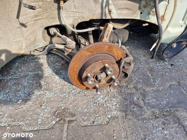 Zwrotnica prżód prawy lewy MICRA K11