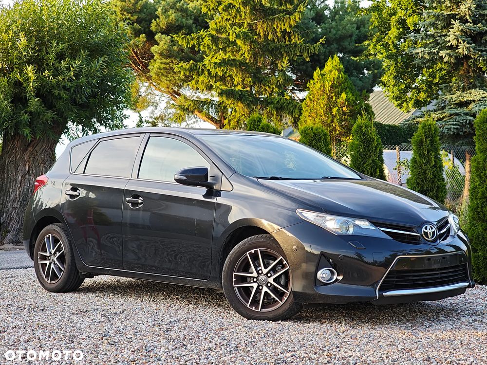 Toyota Auris 1.6 Sol - 3