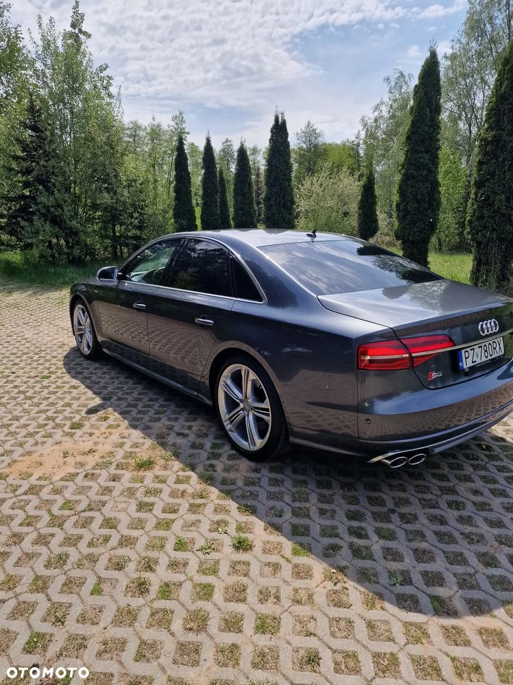 Audi S8 - 28